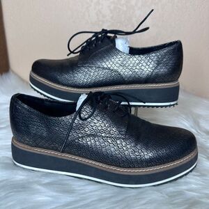 Exé Platform Loafers Metallic Black Scale Print Size 41